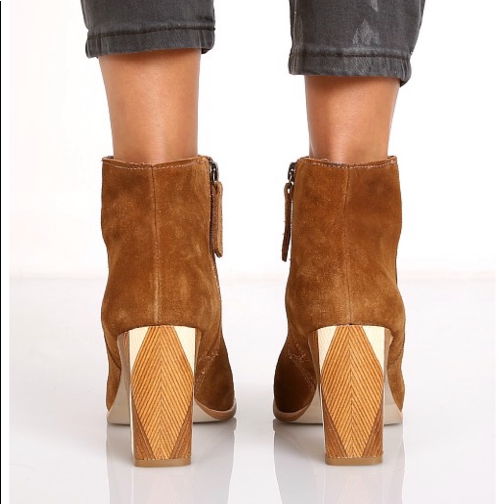 NWT Matisse Metric Booties